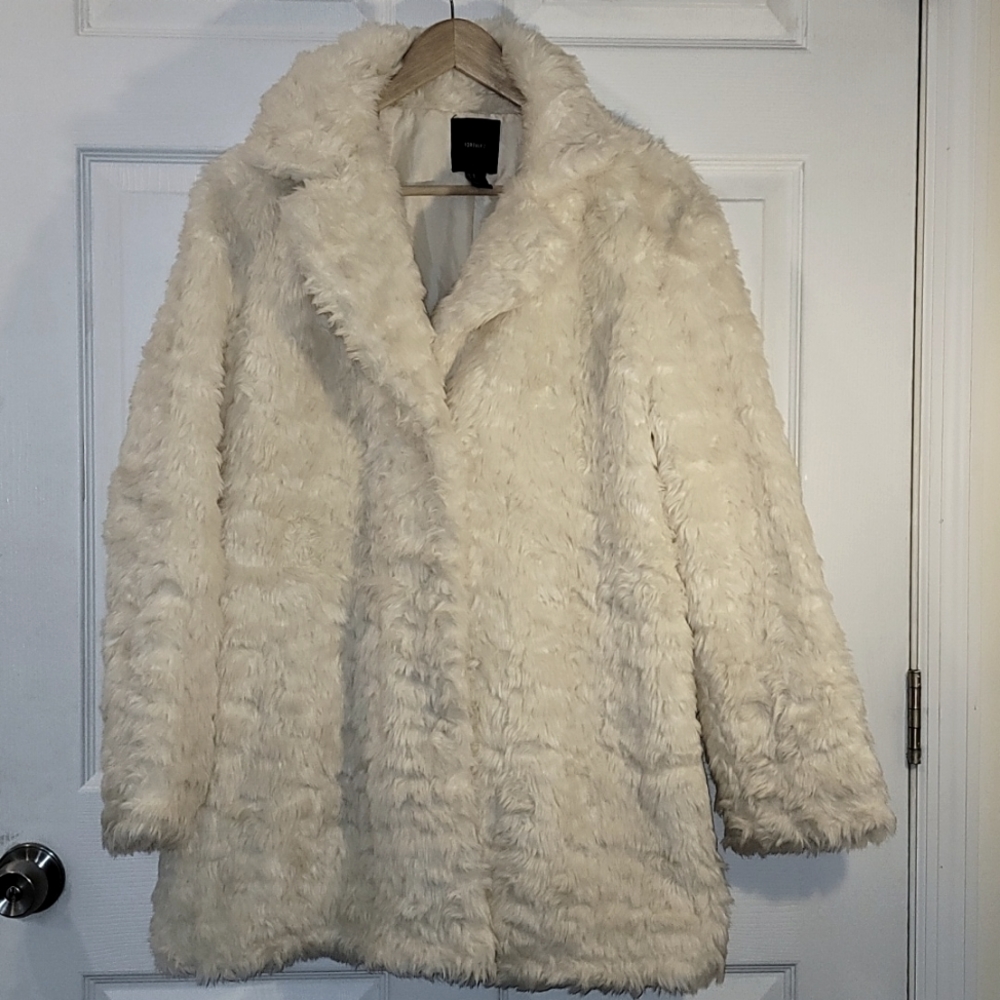 Fur coat